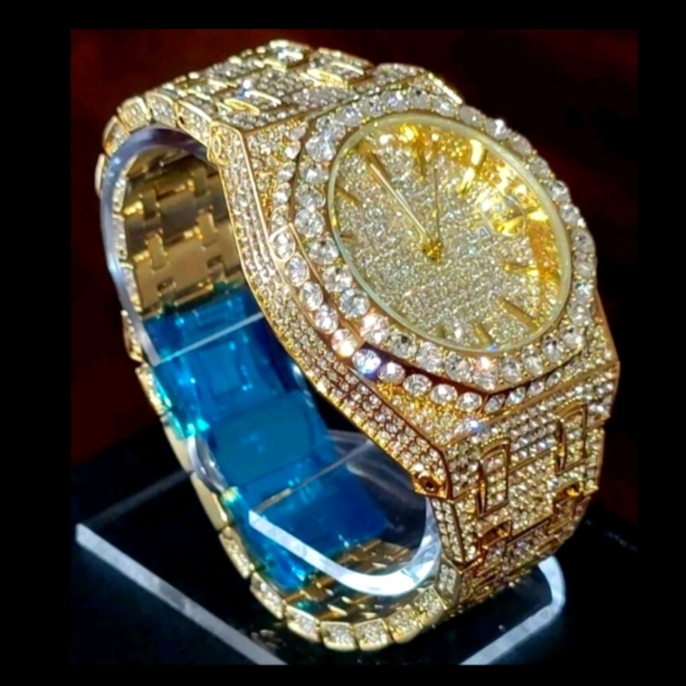 Mens Luxury Full Iced Out Simulated Diamond Goldplated Quartz Waterproof Watch